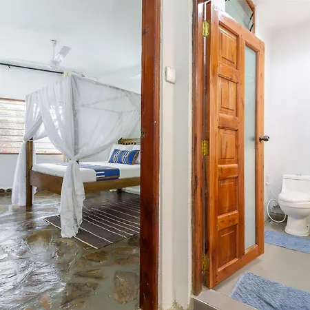 Lafayette One Bedroom Apartment, With Beach Access, Malindi Exterior foto